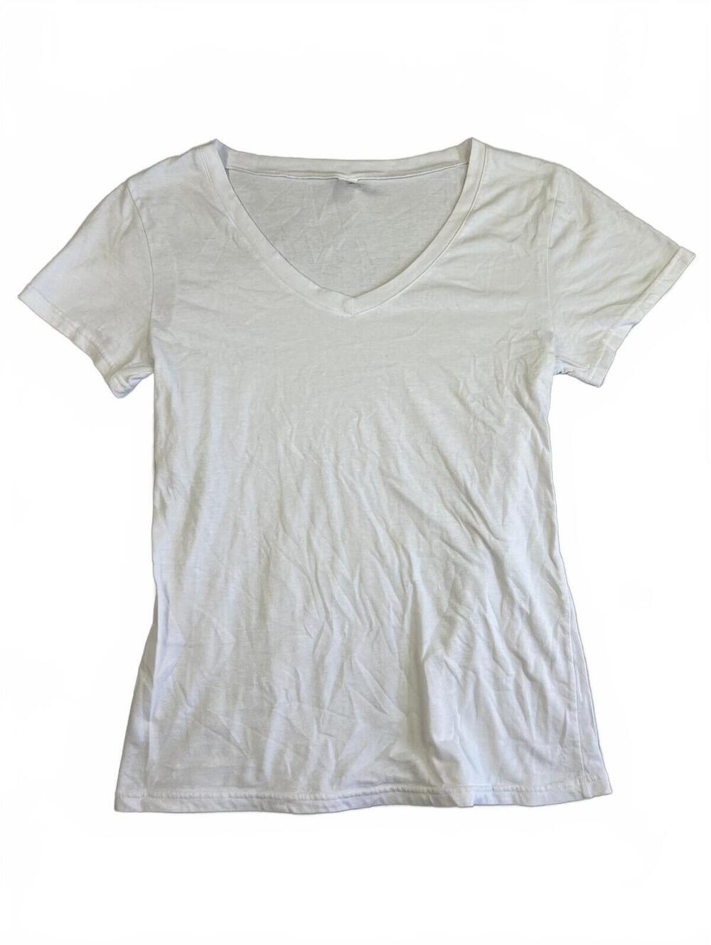 West Loop Women's White V-Neck T-Shirt Large